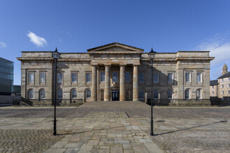 Custom House Quay, Greenock for rent Building Photo- Image 1 of 3