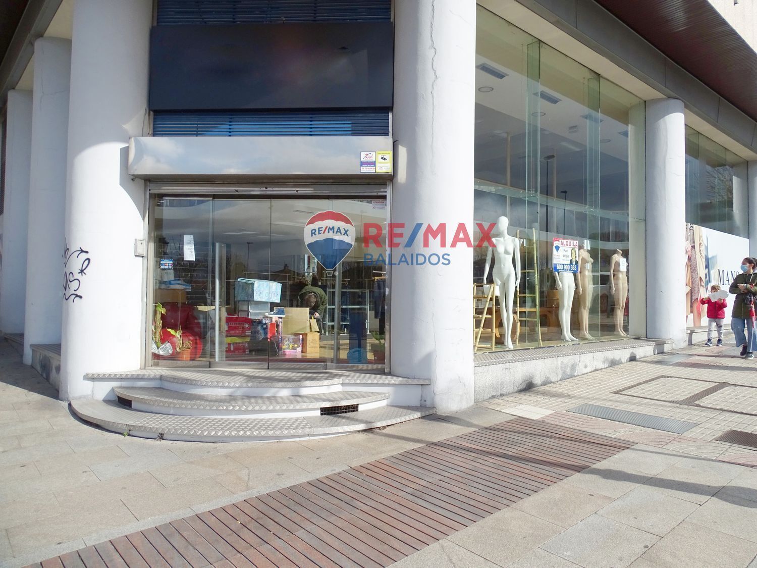 Retail in Vigo, Pontevedra to rent Building Photo- Image 1 of 35