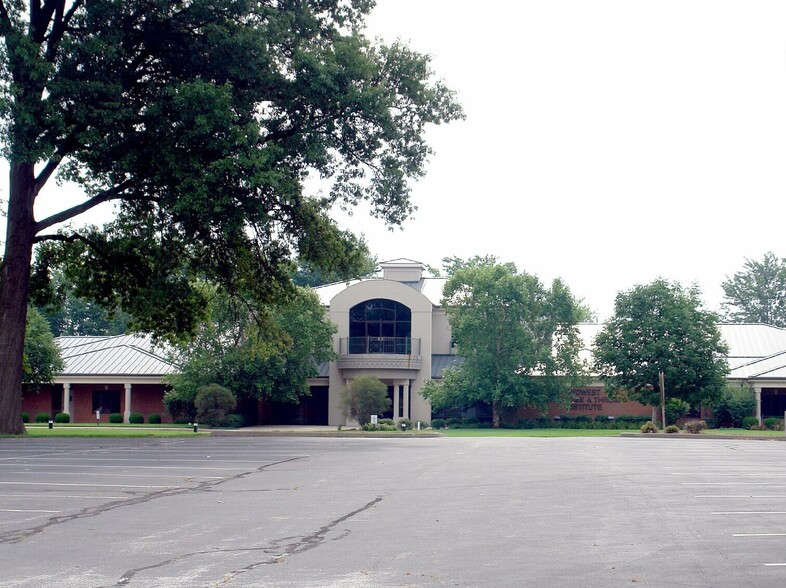 1020 Professional Blvd, Evansville, IN for sale - Building Photo - Image 1 of 6