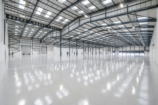 More details for Stihl House, Stanhope Rd, Camberley - Industrial to Rent