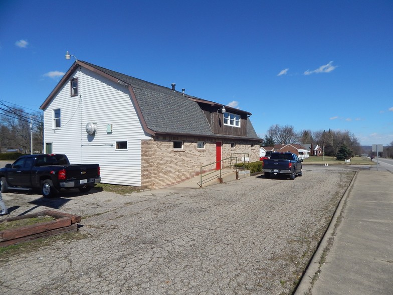 1937 Ashland Rd, Mansfield, OH for sale - Building Photo - Image 1 of 1