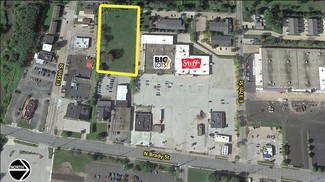 More details for 3560 N Brady St, Davenport, IA - Retail for Rent