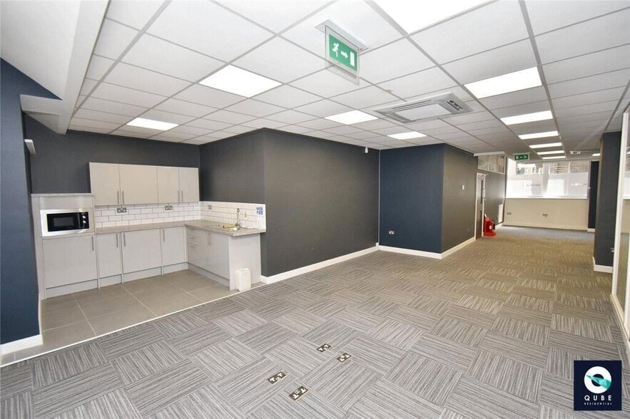 3 Temple Sq, Liverpool for sale - Building Photo - Image 3 of 30