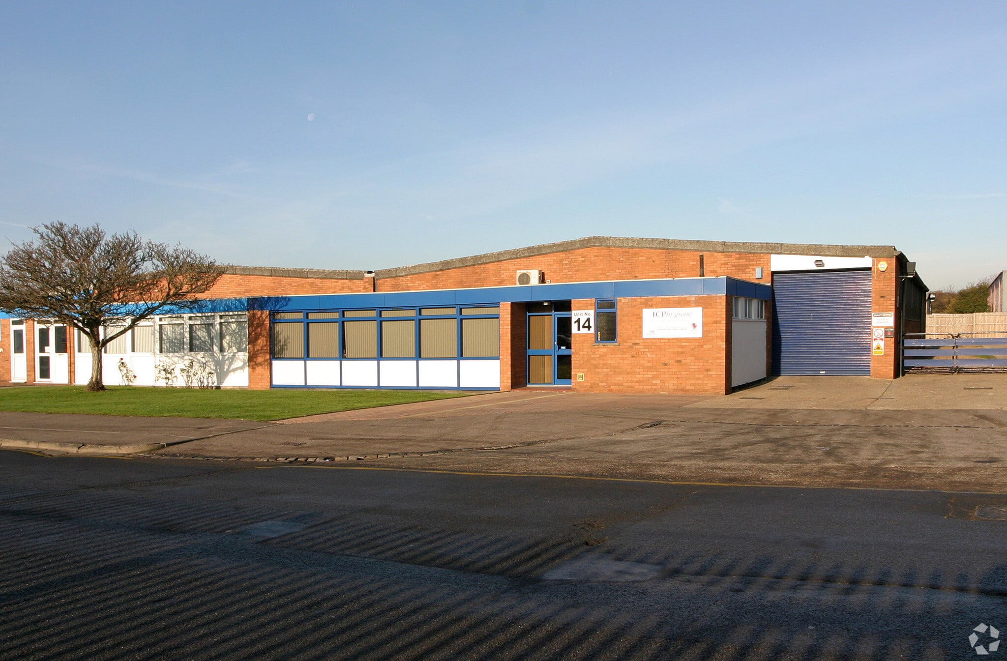 Ronald Close, Kempston to rent Primary Photo- Image 1 of 5