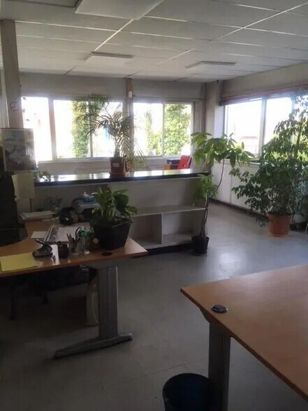 Industrial in SAINT-OUEN-L'AUMONE to rent - Building Photo - Image 2 of 14