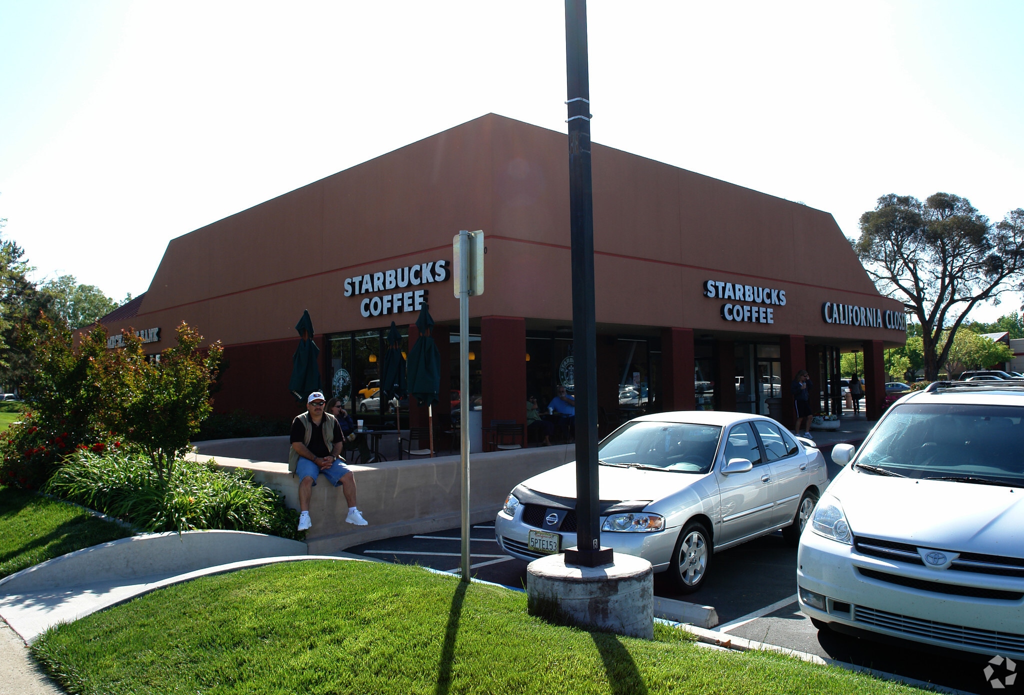 1150-1170 Concord Ave, Concord, CA to rent Primary Photo- Image 1 of 3