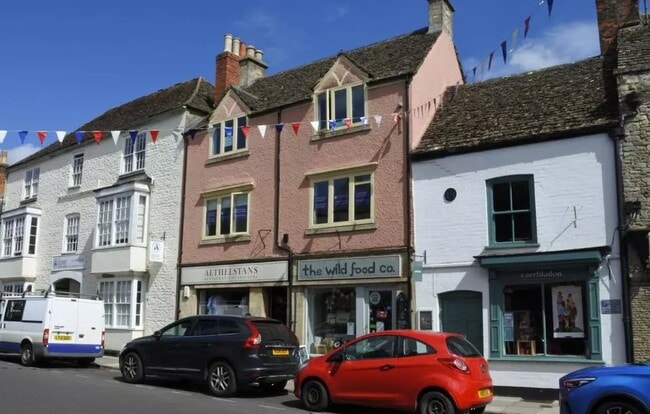 More details for 24 High St, Malmesbury - Office to Rent