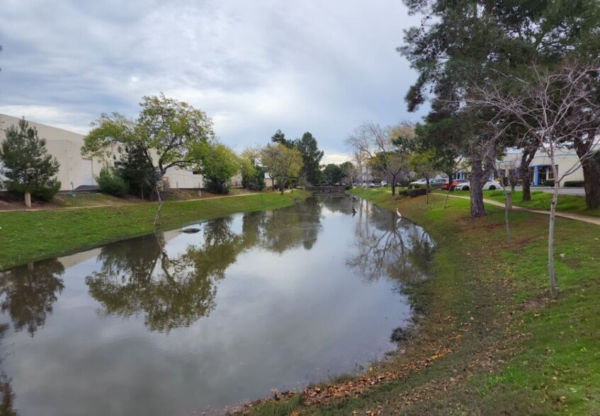 46560 Fremont Blvd, Fremont, CA for rent - Building Photo - Image 2 of 7