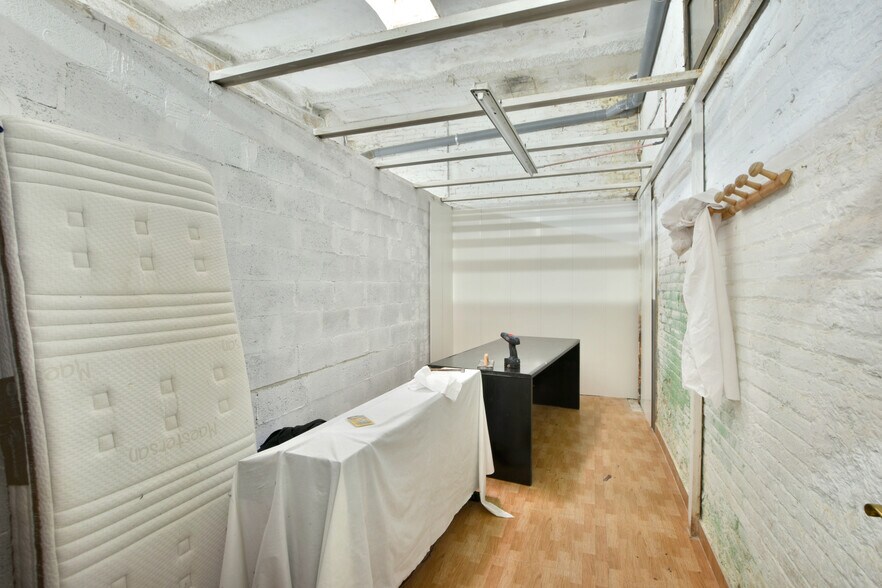 Retail in L'Hospitalet de Llobregat, Barcelona for sale - Building Photo - Image 1 of 25