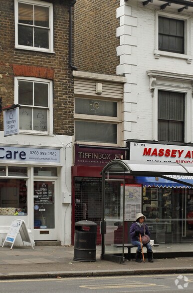 115 Chiswick High Rd, London for sale - Primary Photo - Image 1 of 1