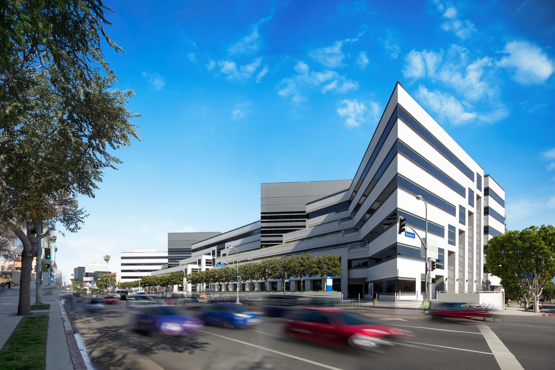 15821 Ventura Blvd, Encino, CA to rent Primary Photo- Image 1 of 9