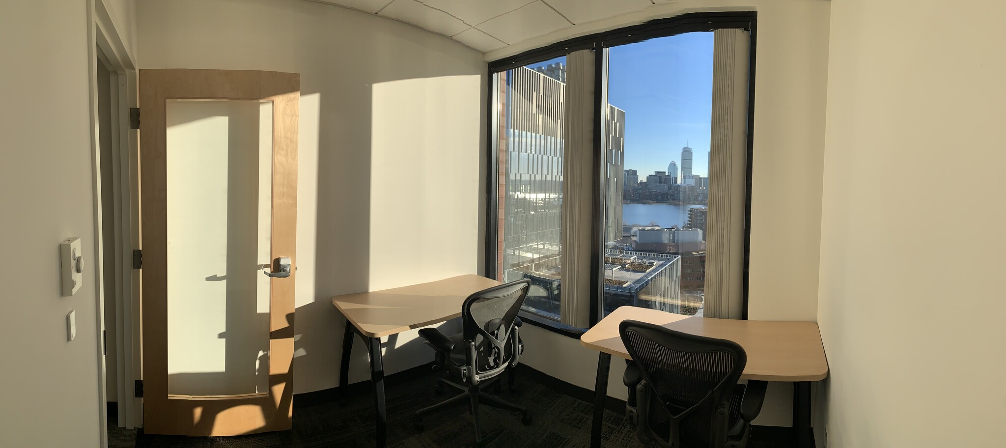 245 Main St, Cambridge, MA to rent Interior Photo- Image 1 of 2