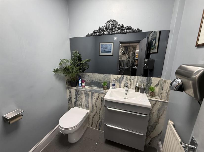 31A Darnley Rd, Gravesend to rent Interior Photo- Image 1 of 4