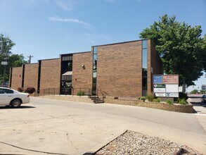 629 S Minnesota Ave, Sioux Falls, SD for rent Building Photo- Image 1 of 10