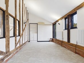 Bramford Rd, Ipswich to rent Interior Photo- Image 2 of 2