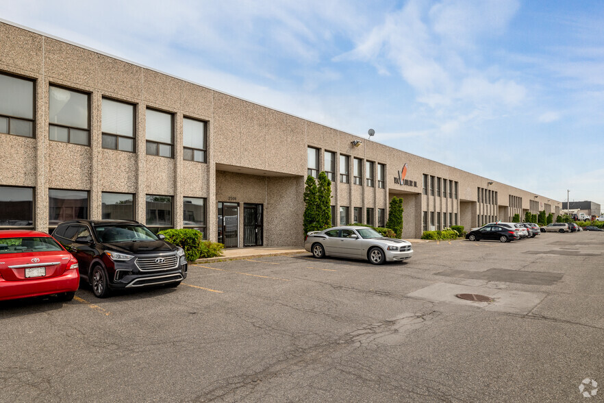 2502-2522 Rue Lapierre, Montréal, QC for rent - Primary Photo - Image 1 of 7