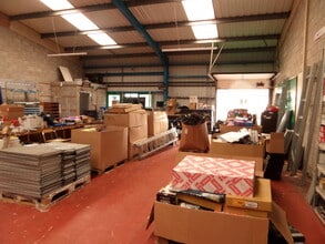 Tyle Teg, Maesteg to rent Interior Photo- Image 2 of 3