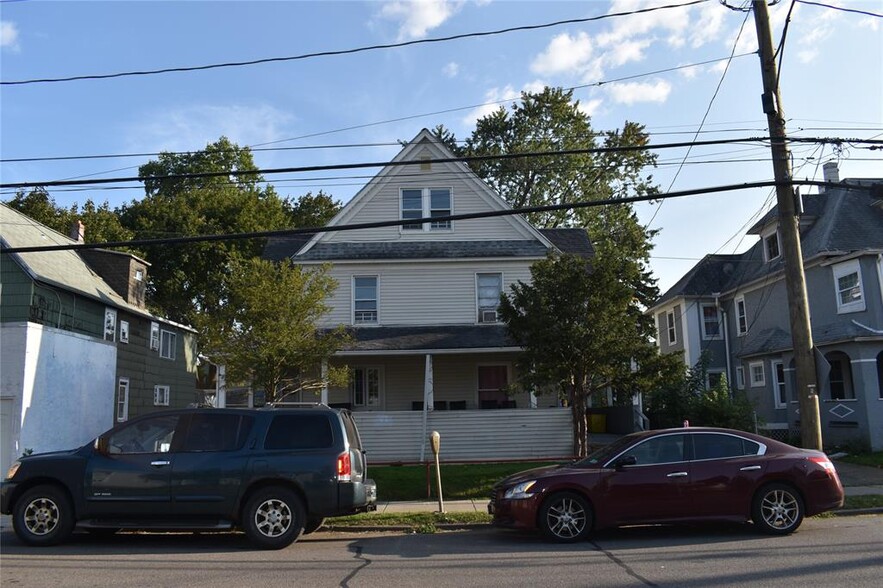 1104 Monroe St, Endicott, NY for sale - Building Photo - Image 1 of 11