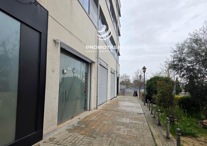 Office in Rivas-Vaciamadrid, Madrid for sale - Building Photo - Image 2 of 2