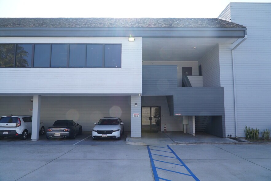 140 S Flower St, Orange, CA for rent - Building Photo - Image 2 of 19