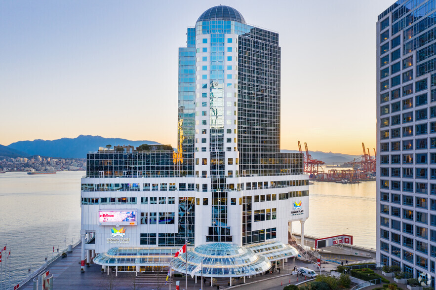 999 Canada Pl, Vancouver, BC for rent - Primary Photo - Image 1 of 13