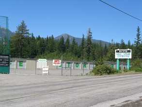 5201 Truck Village Dr, Mount Shasta, CA for sale Primary Photo- Image 1 of 1