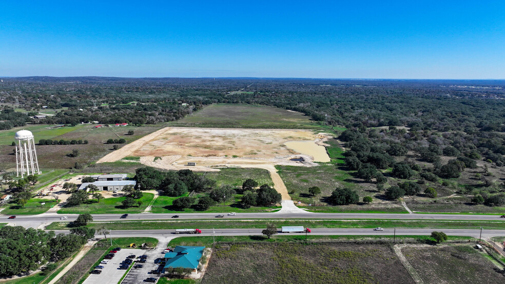 6506 US Highway 181, Floresville, TX for sale - Building Photo - Image 1 of 18