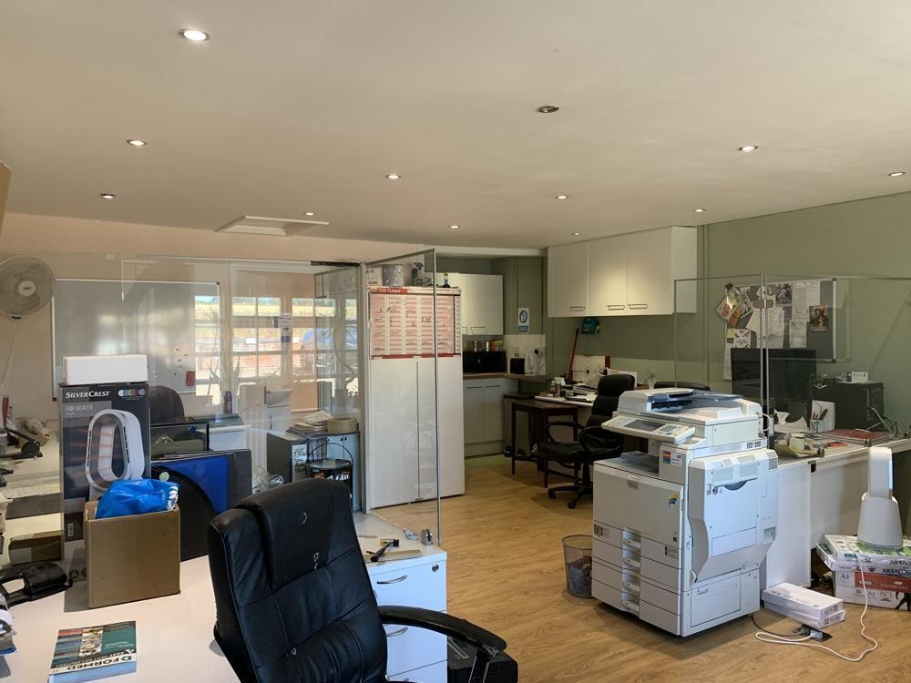 Cross Rd, Epping to rent Interior Photo- Image 1 of 3