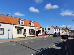9 The St, Acle to rent Building Photo- Image 2 of 3