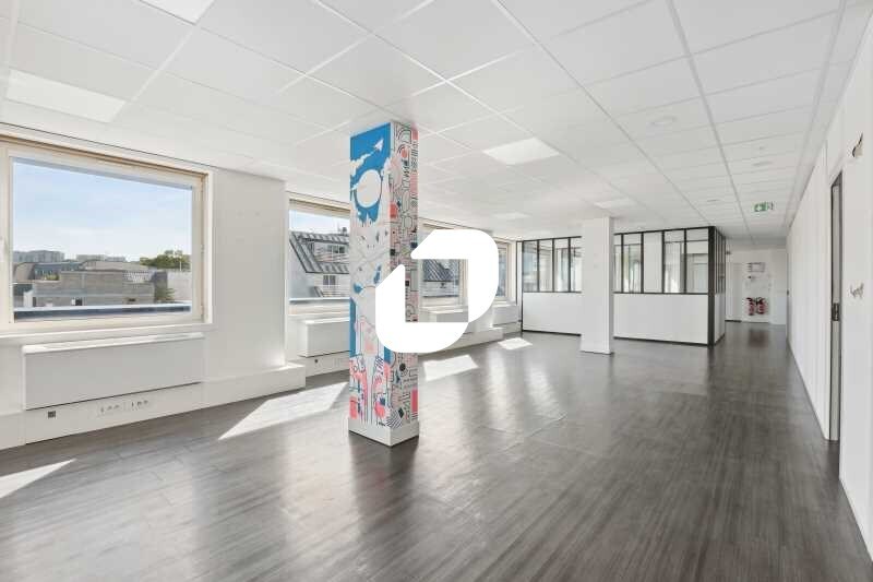 Office in Suresnes for sale - Interior Photo - Image 3 of 11