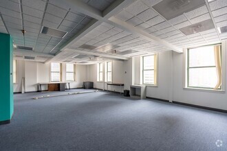 401 S LaSalle St, Chicago, IL for rent Interior Photo- Image 2 of 2