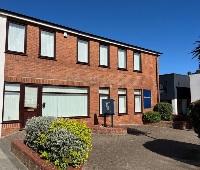 44-48 Botley Rd, Park Gate to rent - Primary Photo - Image 1 of 1