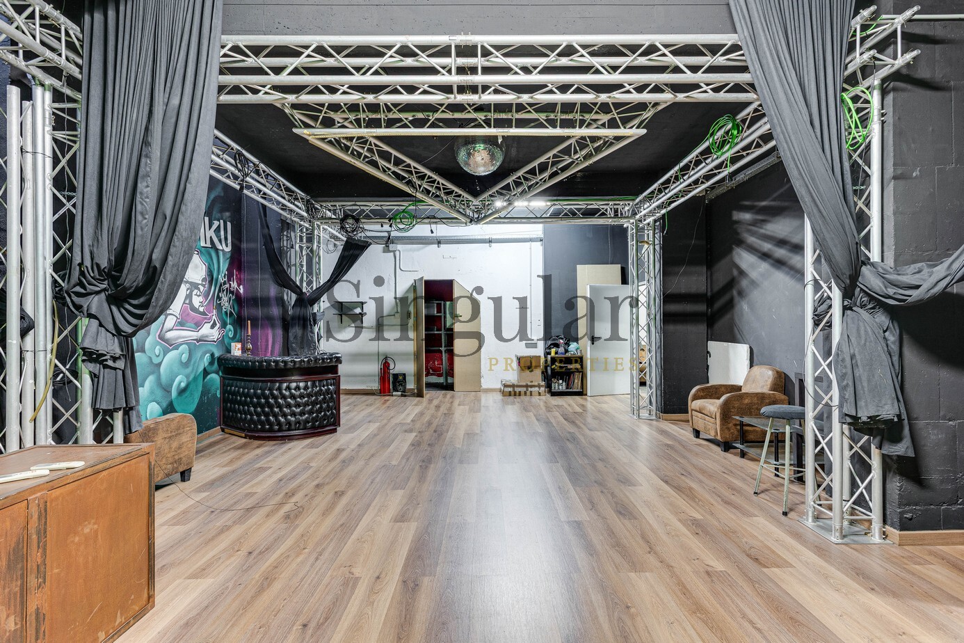 Build-to-Rent in Barcelona, Barcelona for sale Building Photo- Image 1 of 2