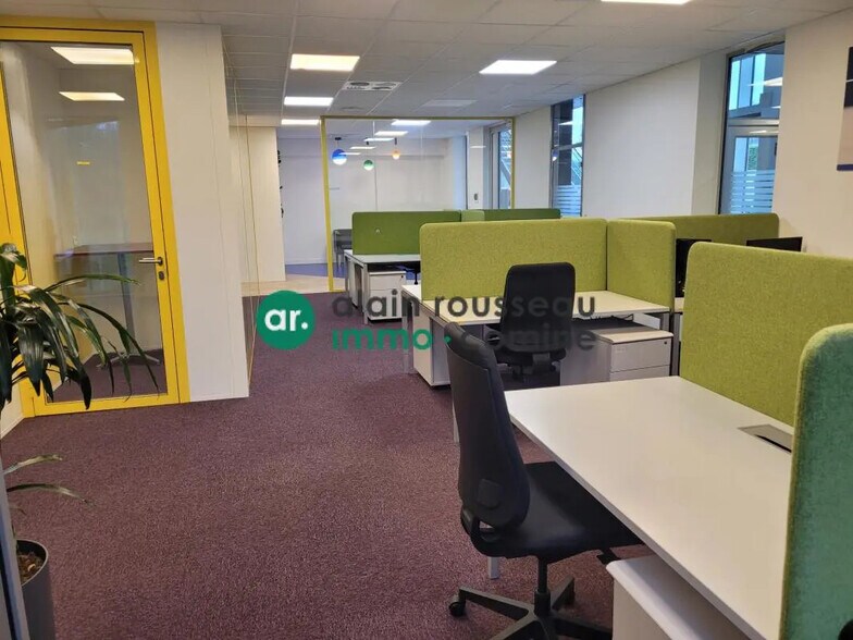 Industrial in La Chapelle-sur-Erdre to rent - Interior Photo - Image 3 of 5