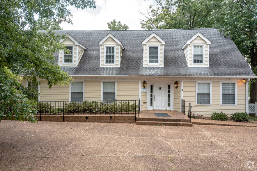 333 E Main St, Hendersonville, TN for sale - Building Photo - Image 1 of 1