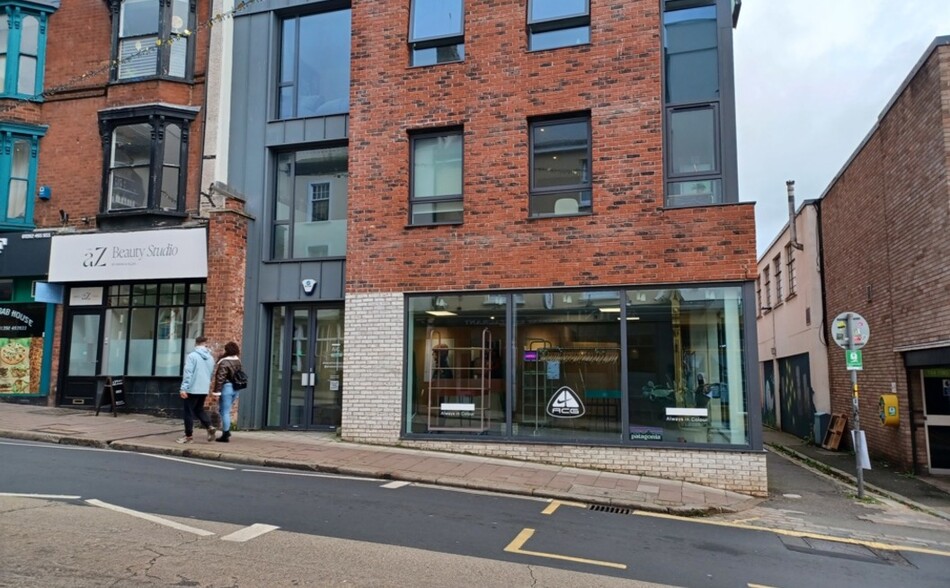 Fore St, Exeter for rent - Primary Photo - Image 1 of 2