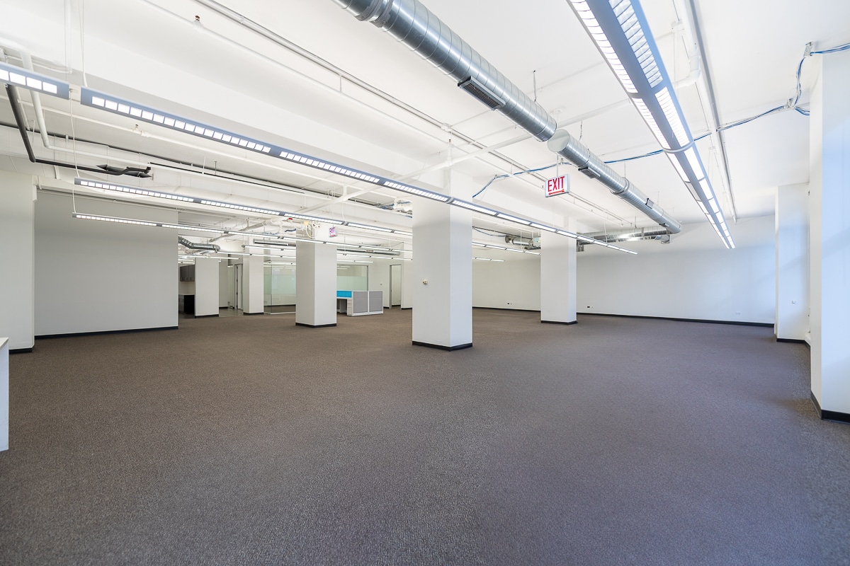 180 N Wabash Ave, Chicago, IL to rent Interior Photo- Image 1 of 9