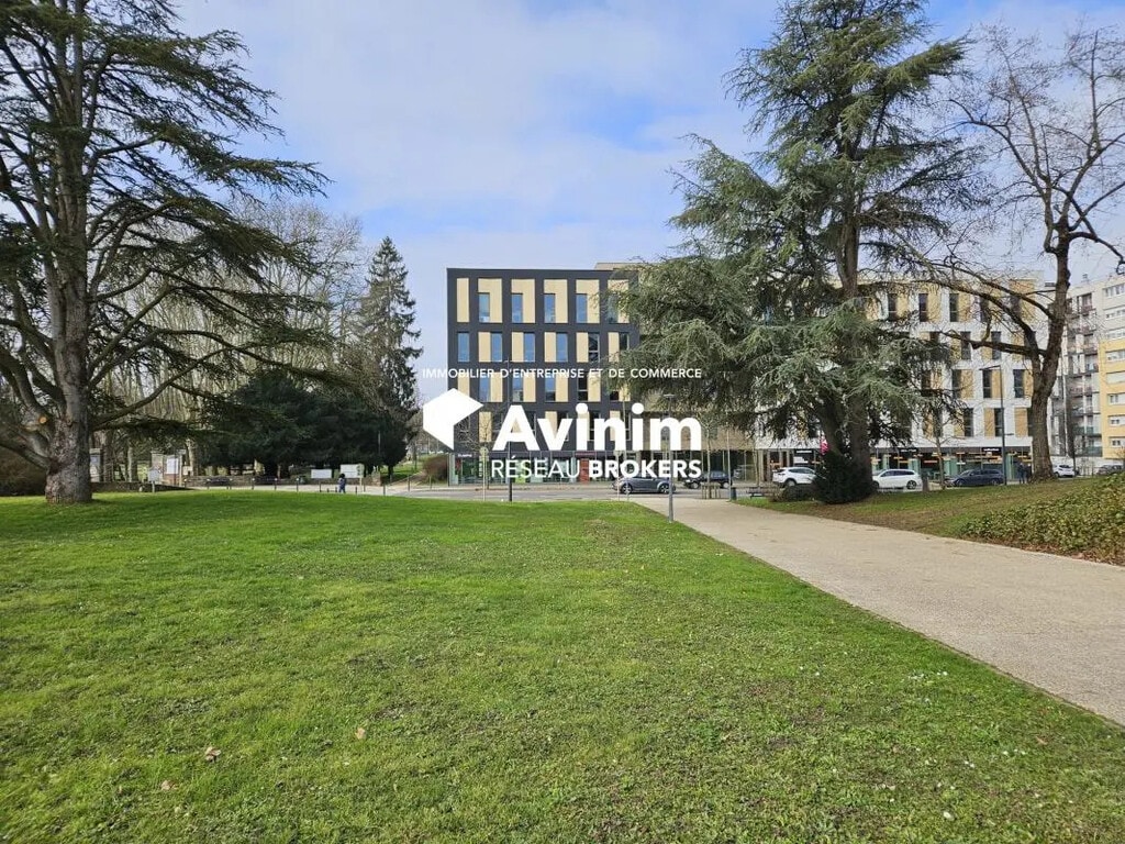 Vente Bureaux 116 m² - Photo 1