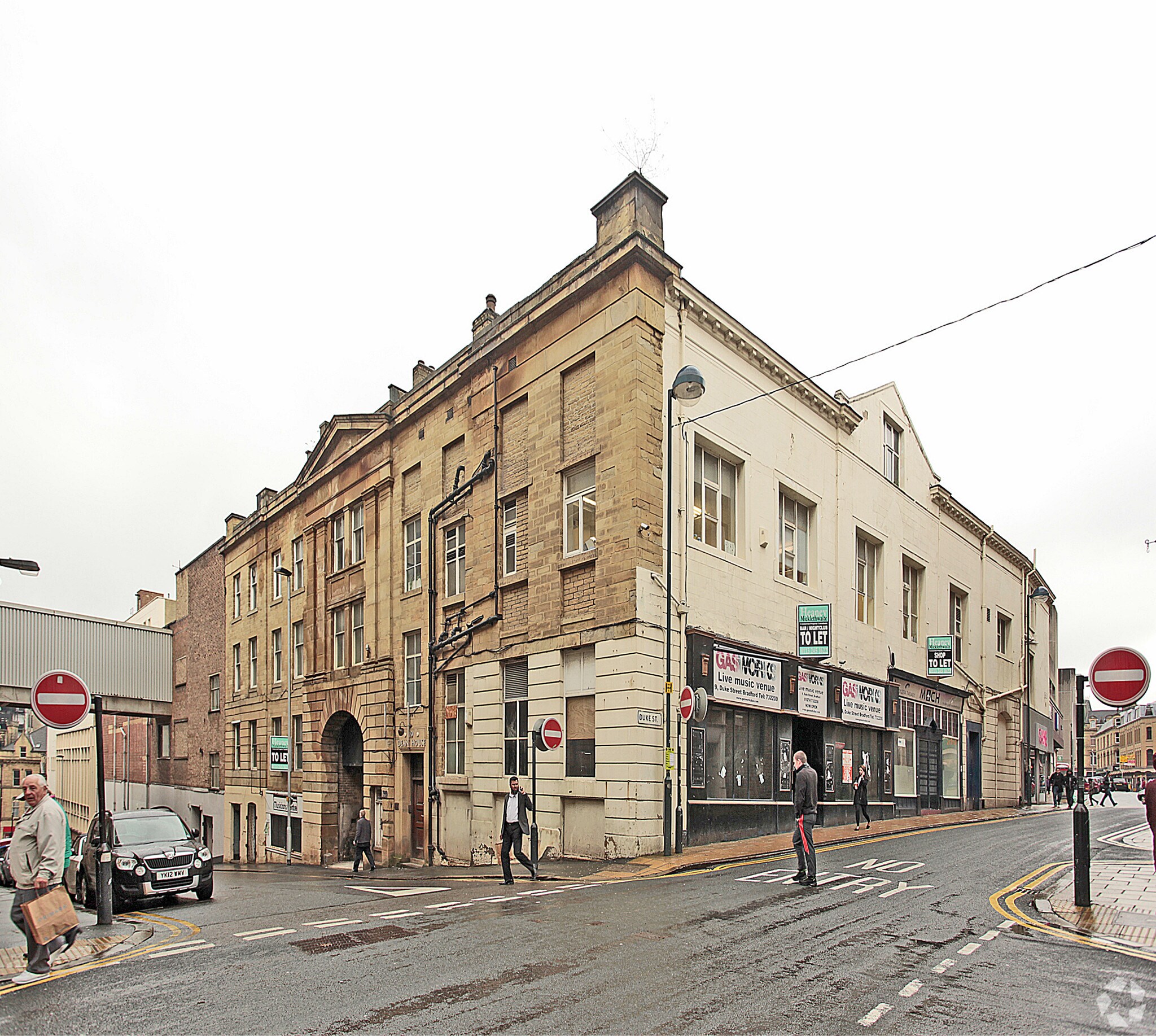 17 Piccadilly, Bradford for sale Primary Photo- Image 1 of 1