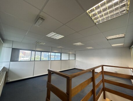 Delamare Rd, Cheshunt to rent Interior Photo- Image 1 of 4