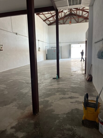 Calle Venecia, 2, Torres de la Alameda, Madrid to rent - Interior Photo - Image 3 of 17