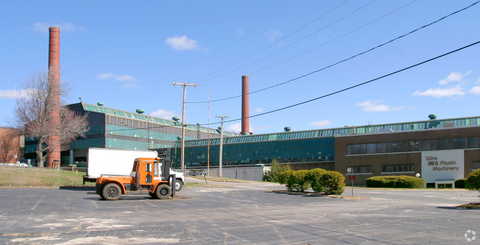 100 Franklin St, Bristol, CT for rent - Building Photo - Image 3 of 8