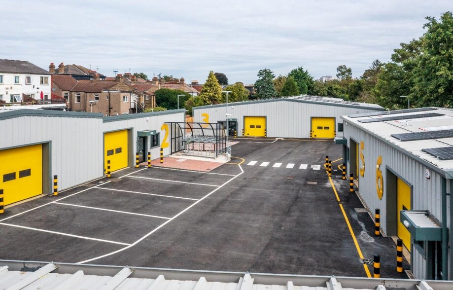 3-4 Maybank Rd, London to rent - Building Photo - Image 3 of 6