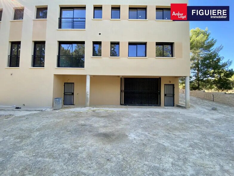 Office in Peynier to rent - Building Photo - Image 3 of 16