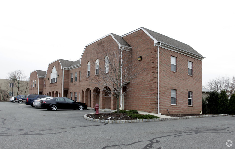 1086-1092 Stelton Rd, Piscataway, NJ for rent - Primary Photo - Image 2 of 11