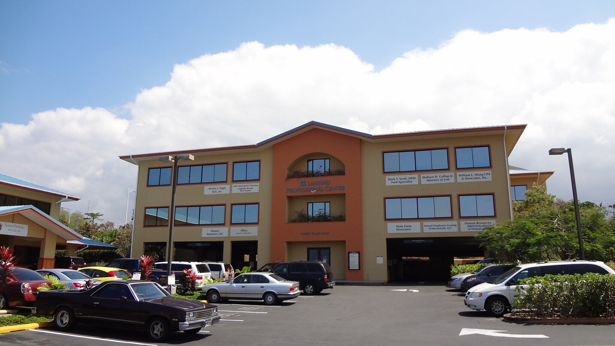 75-5591 Palani Rd, Kailua Kona, HI to rent Building Photo- Image 1 of 17