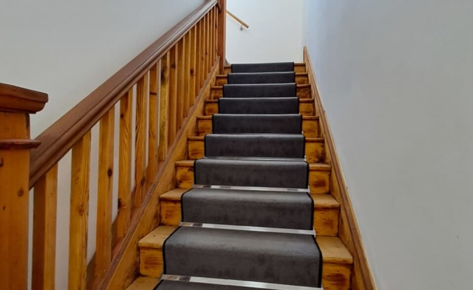 12 North Parade, Falmouth to rent - Interior Photo - Image 3 of 4