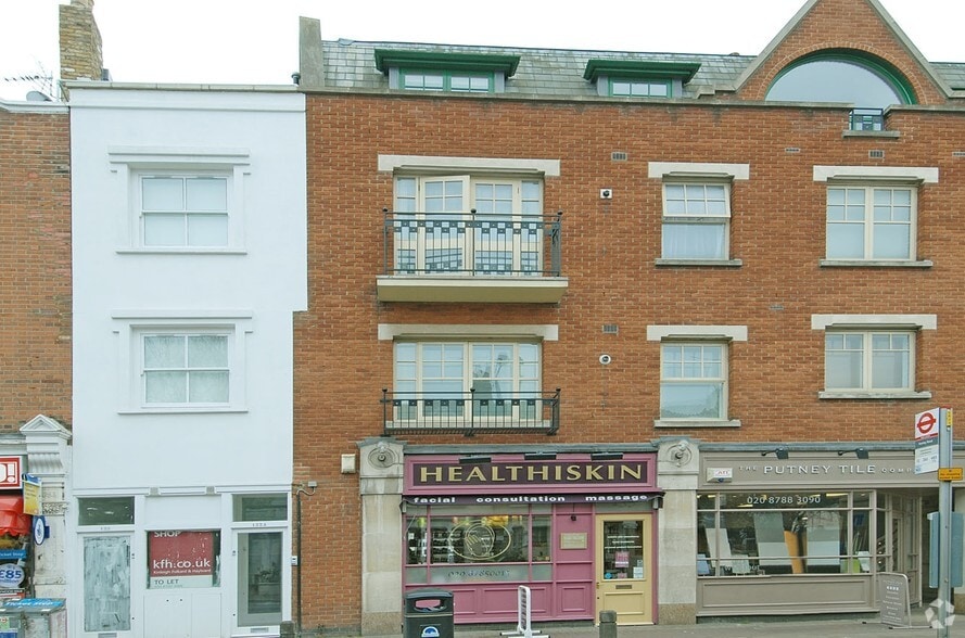 135 Lower Richmond Rd, London to rent - Building Photo - Image 2 of 4