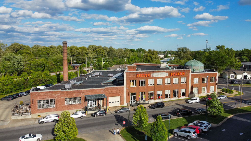 3121 Broadway St, Paducah, KY for sale - Building Photo - Image 1 of 58