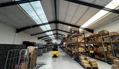 Pimbo, Skelmersdale to rent Interior Photo- Image 1 of 3